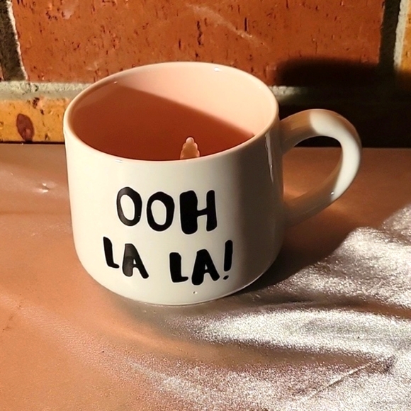 Cupboard Ooh La La, Hidden Eiffel Tower, Paris France Surprise Mug - Picture 4 of 5